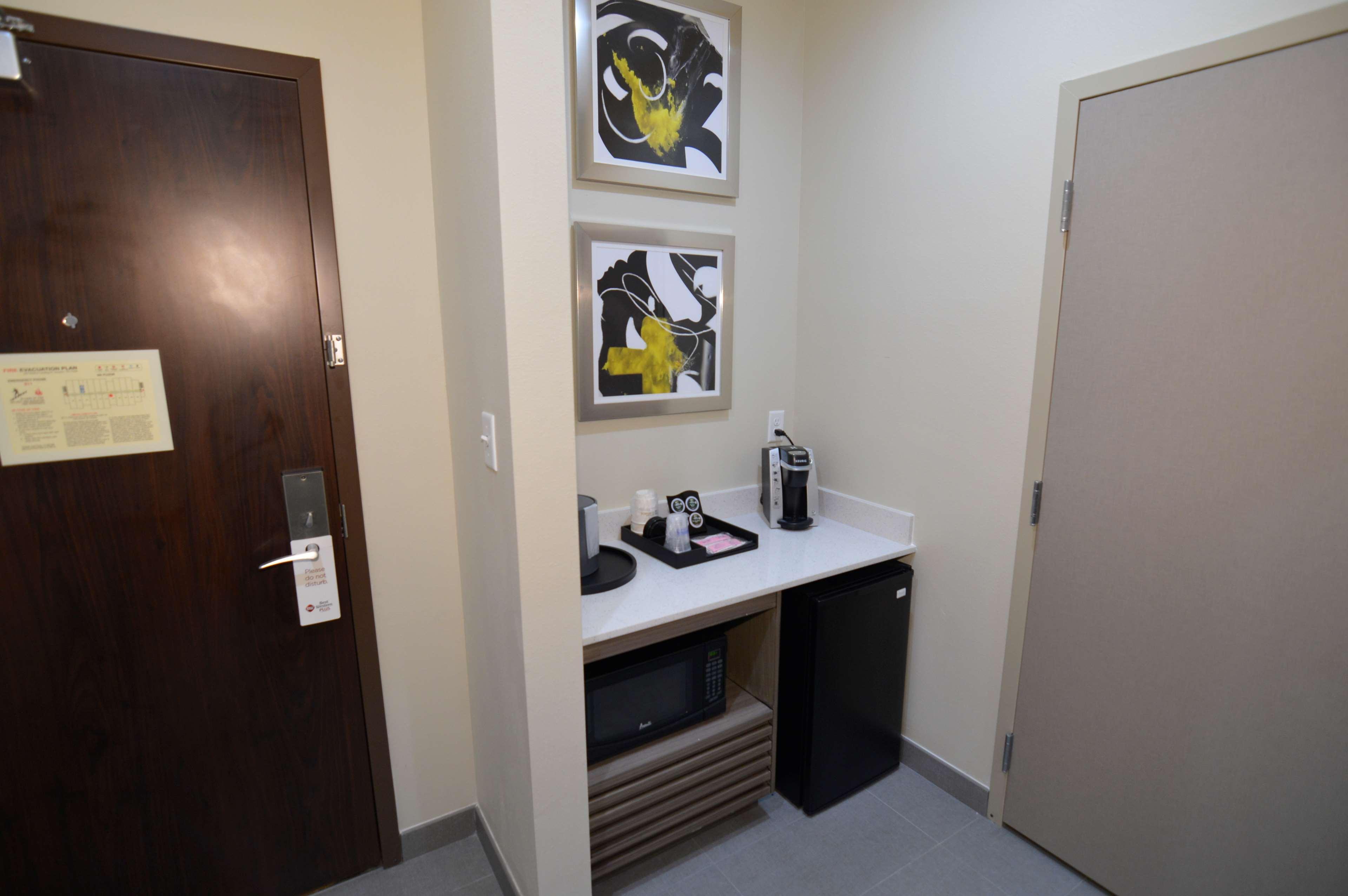 Comfort Inn & Suites Houston I-45 North - Iah Aldine Екстериор снимка