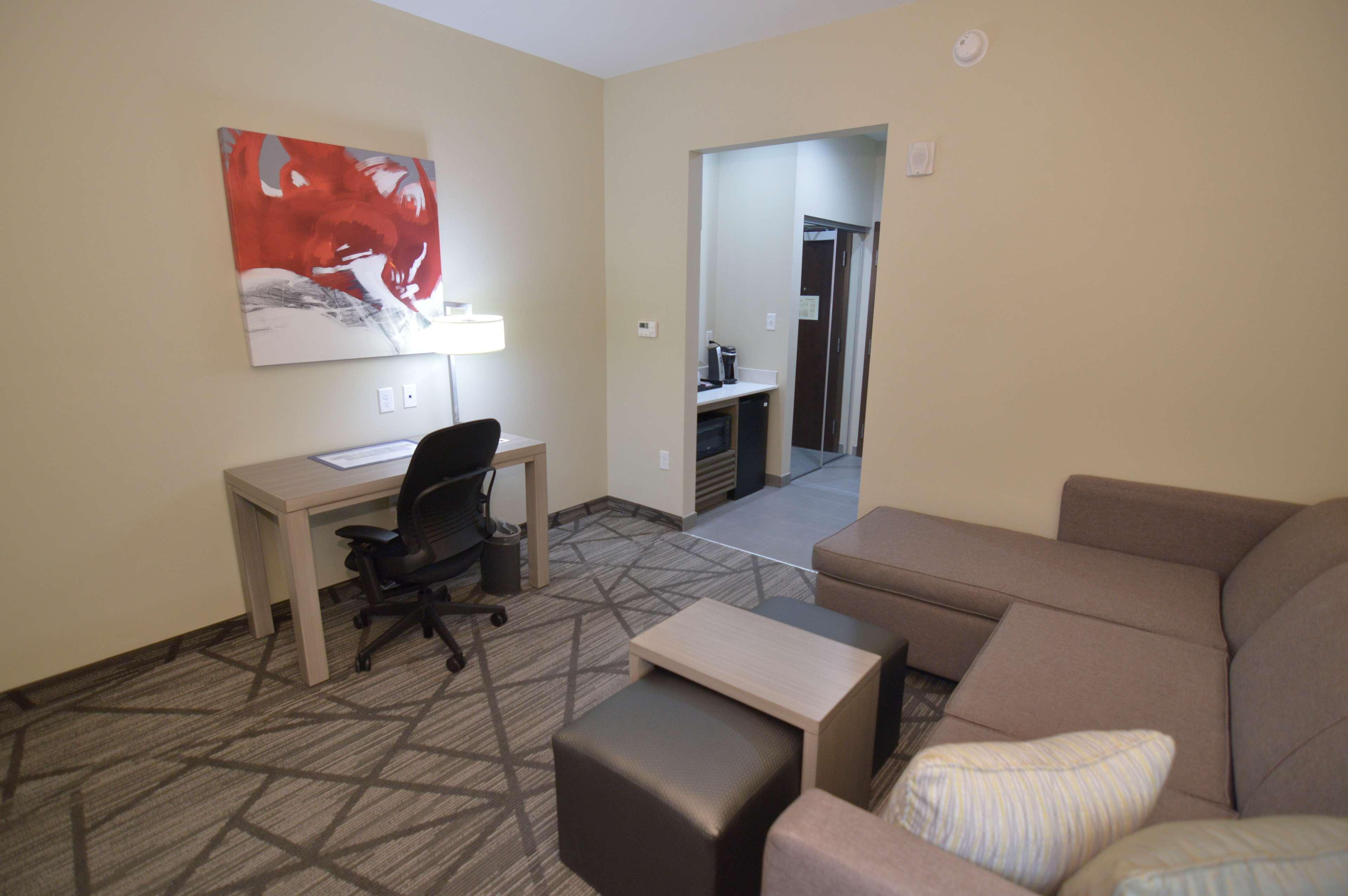 Comfort Inn & Suites Houston I-45 North - Iah Aldine Екстериор снимка