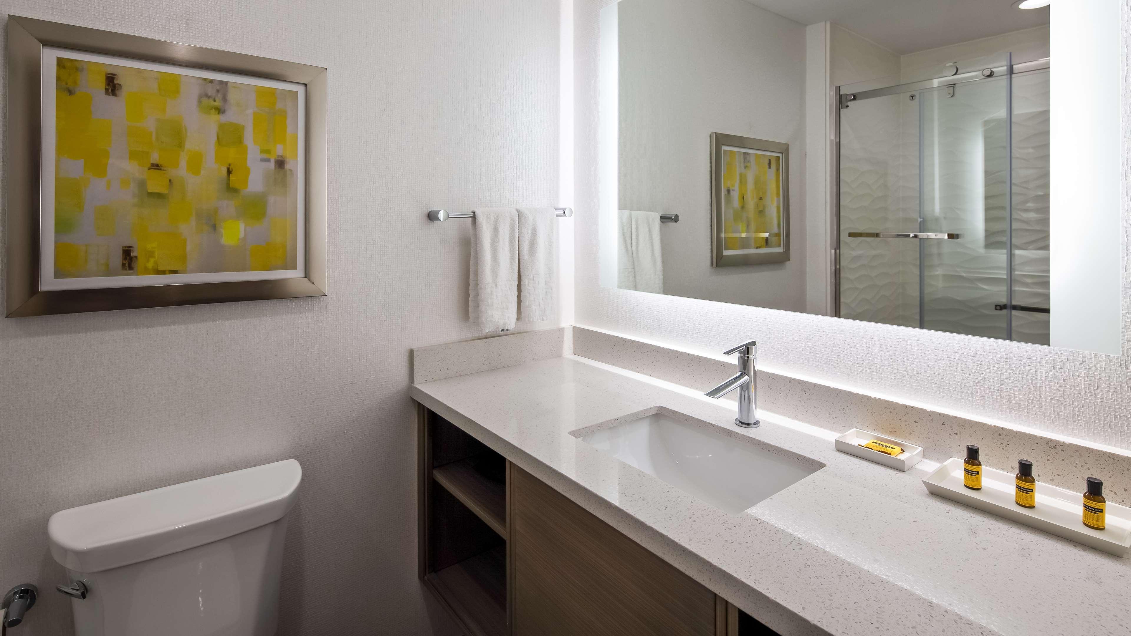 Comfort Inn & Suites Houston I-45 North - Iah Aldine Екстериор снимка