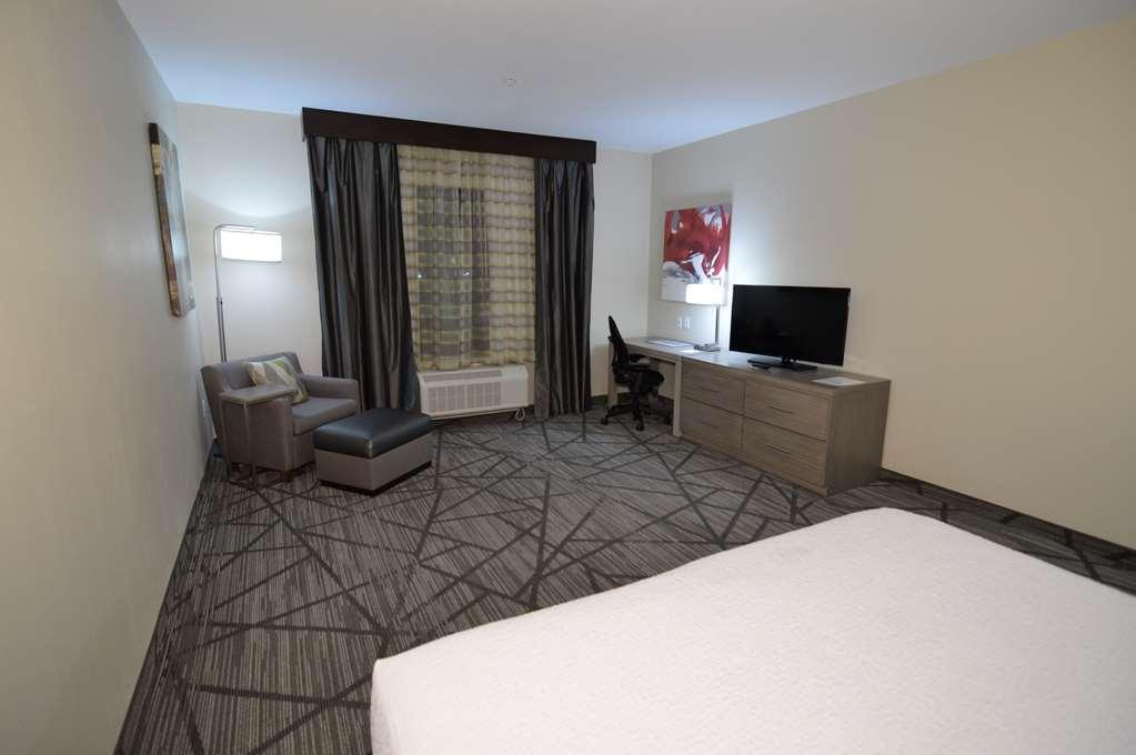 Comfort Inn & Suites Houston I-45 North - Iah Aldine Стая снимка